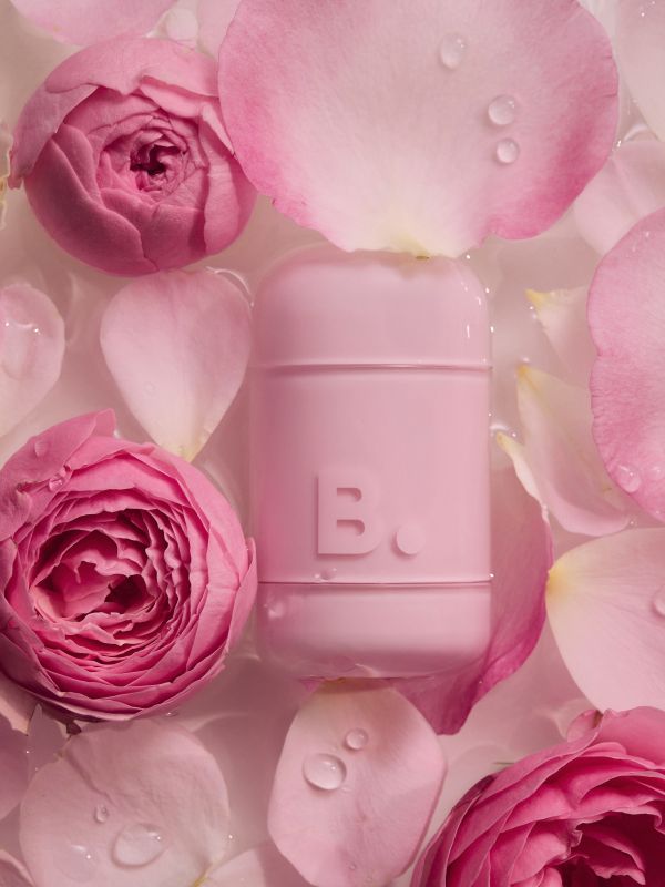 B. by BANILA Romantic Blush Lip & Cheek 13 cream coral